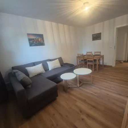 Moderne Nahe Bahnhof شقة *